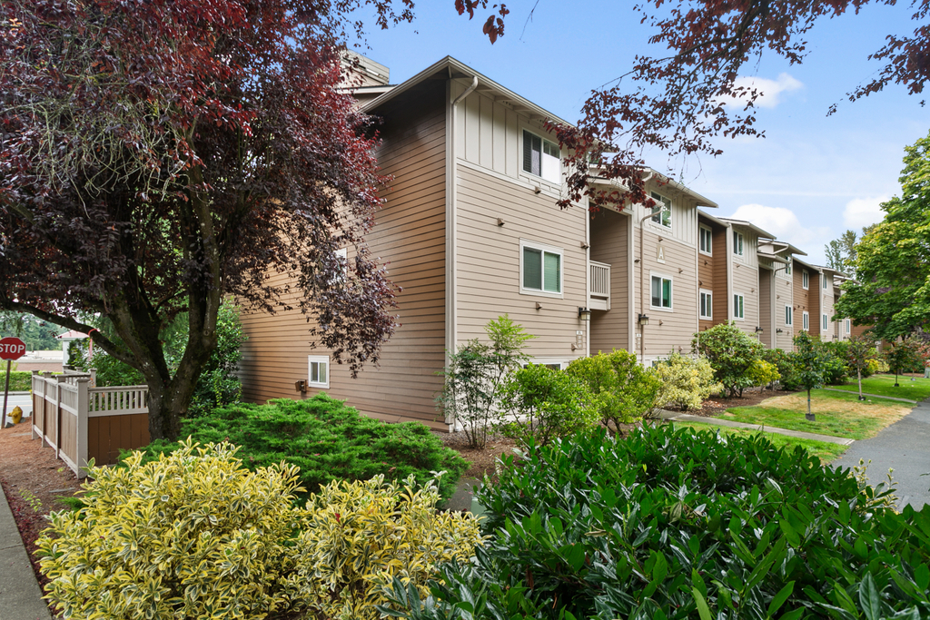 an-urban-living-listing-ground-floor-in-woodinville-urban-living