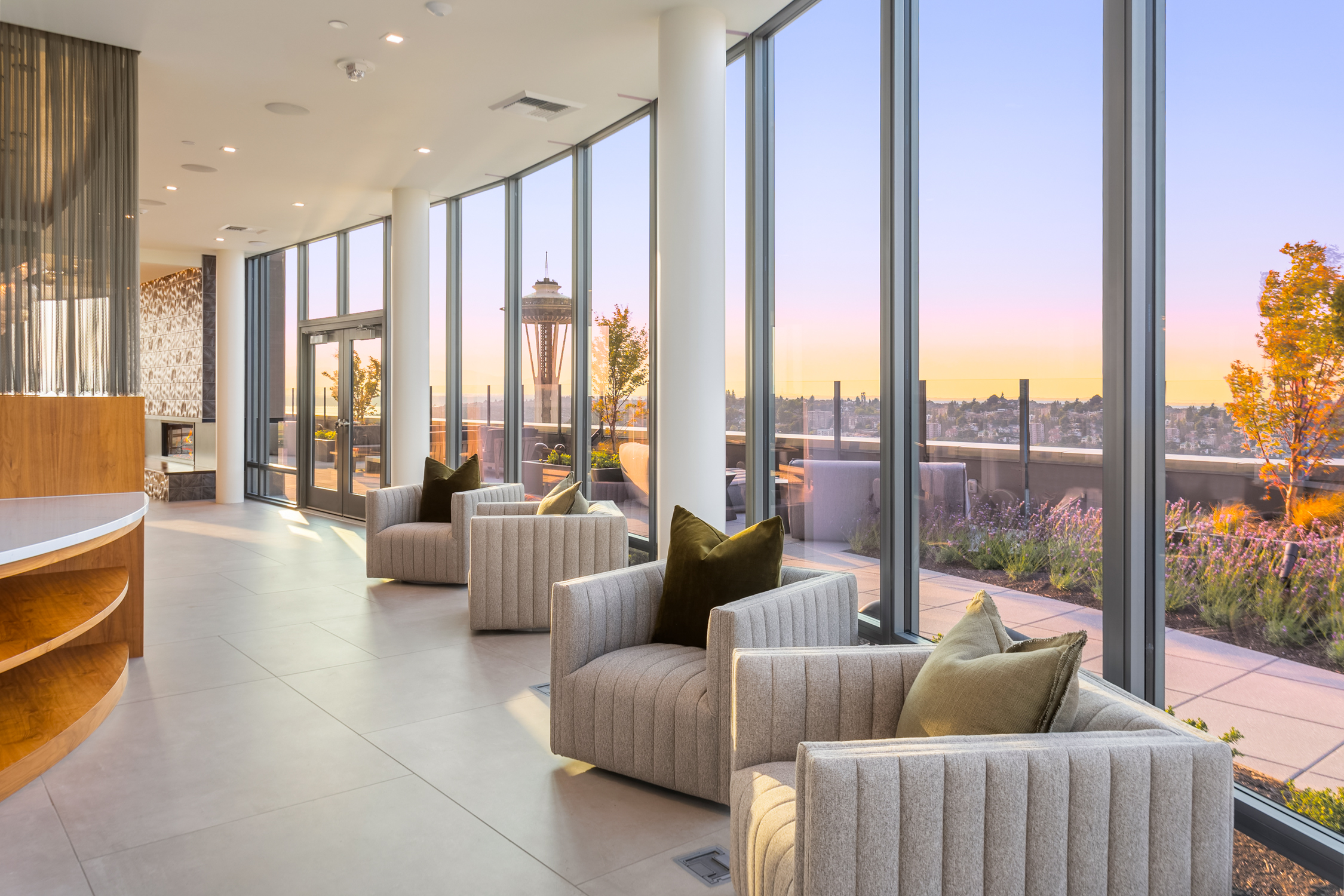 SPIRE Spire Club Seating With Space Needle View Urban Living   SPIRE Spire Club Seating With Space Needle View 